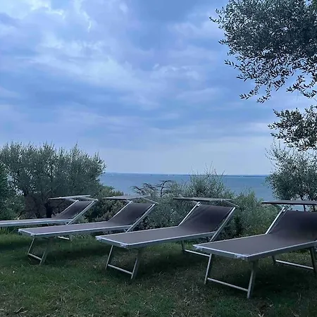 La Baia, Sul Lago, Tranquilla